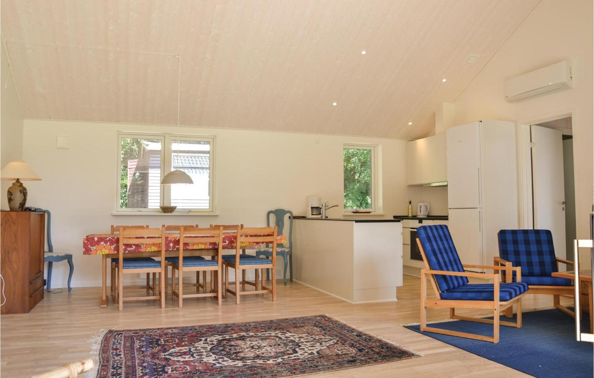 Amazing Home In Tikob With Kitchen מראה חיצוני תמונה